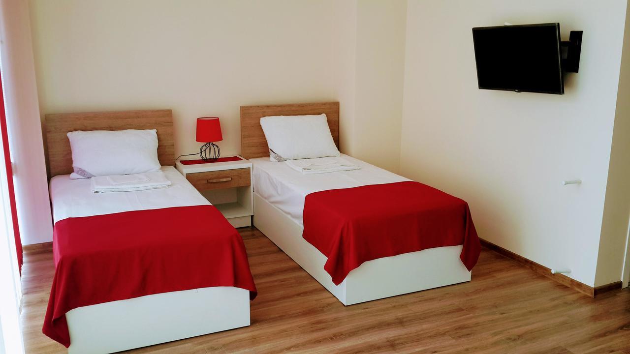 Blossom Hotel Batumi Exterior photo