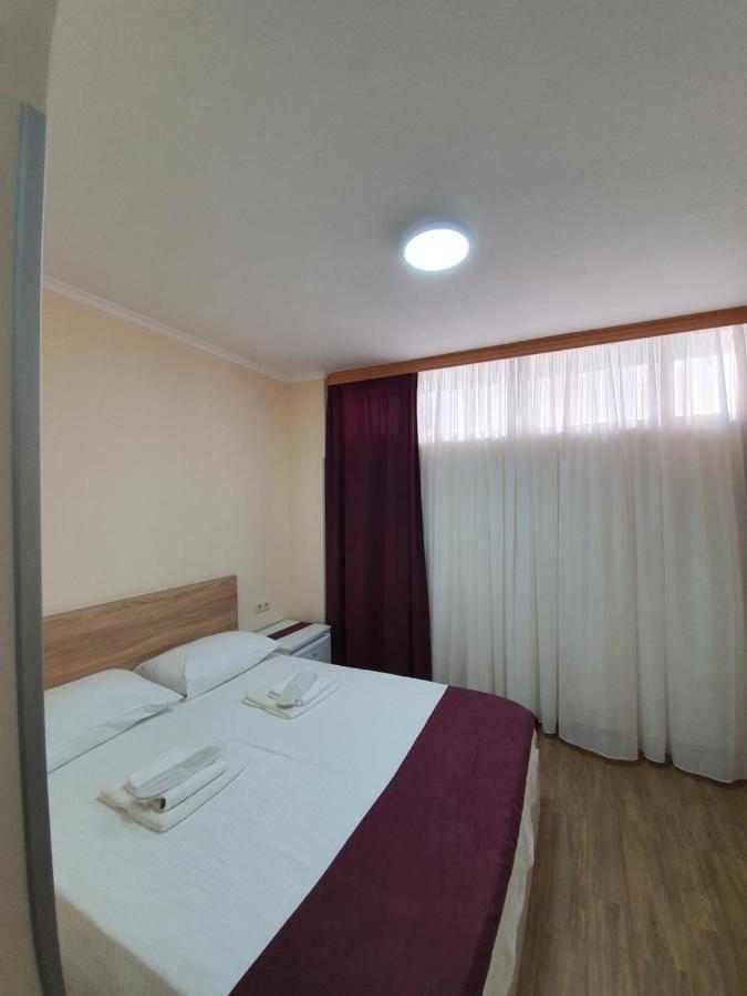 Blossom Hotel Batumi Exterior photo