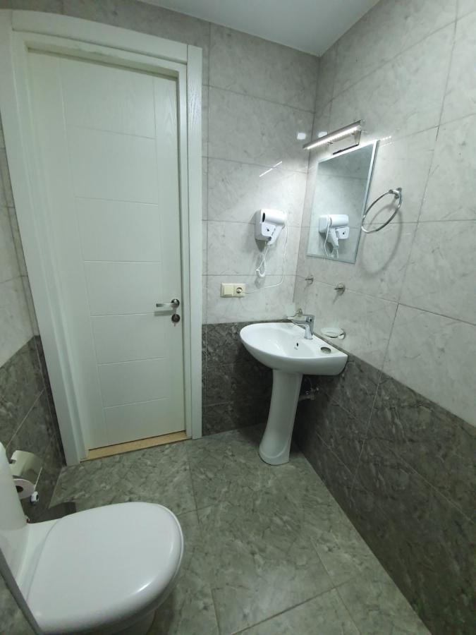 Blossom Hotel Batumi Exterior photo