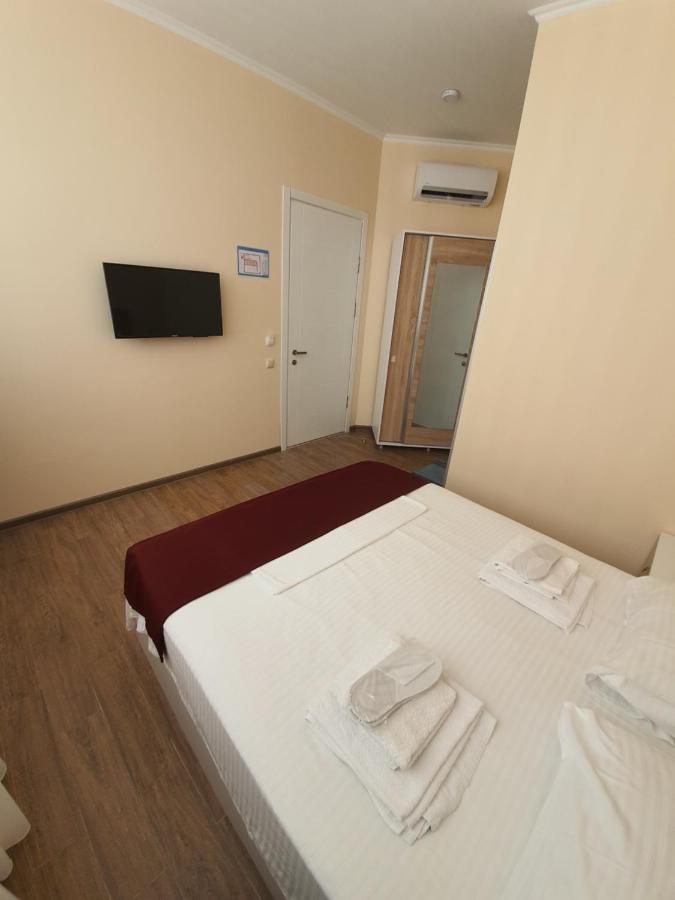 Blossom Hotel Batumi Exterior photo